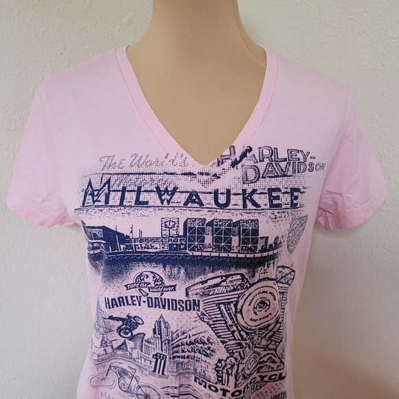 Harley Davidson Museum Milwaukee Pink V Neck Tee - Picture 4 of 5
